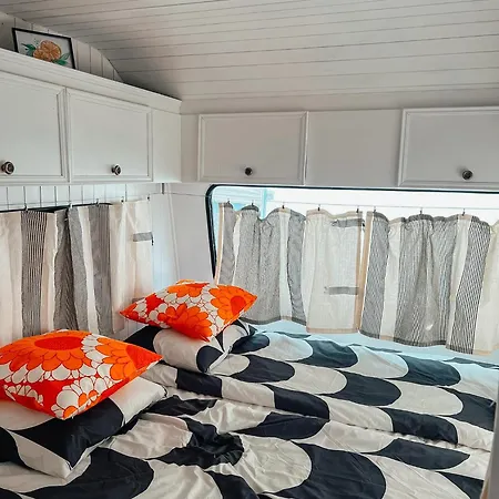 キャンプ場 Highway To Hel ヤスタルニャ