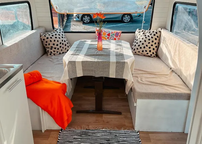 Highway To Hel Camping *